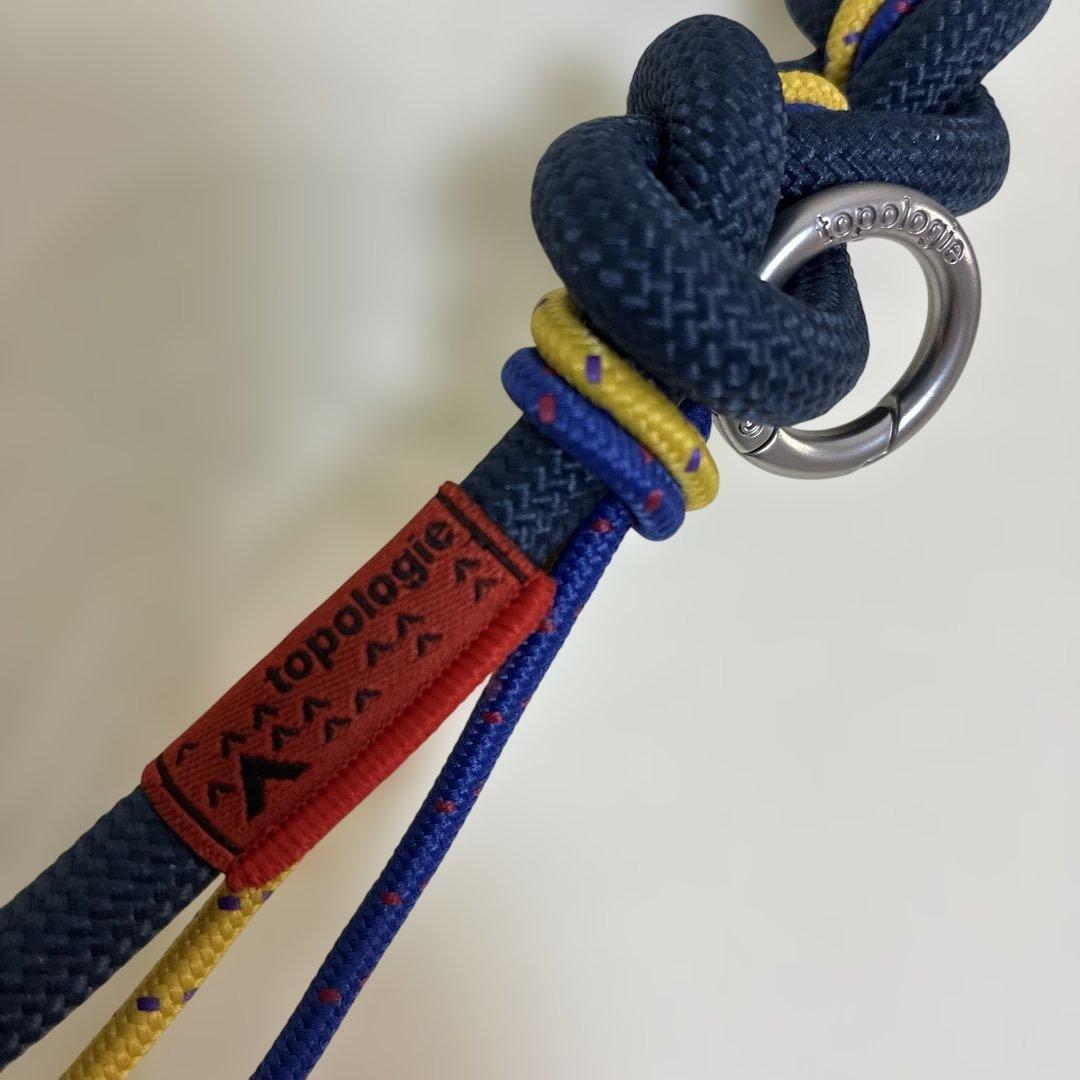 トポロジー　ボトルサコッシュ　ラージ　シルバー　ショルダーストラップ　現行品