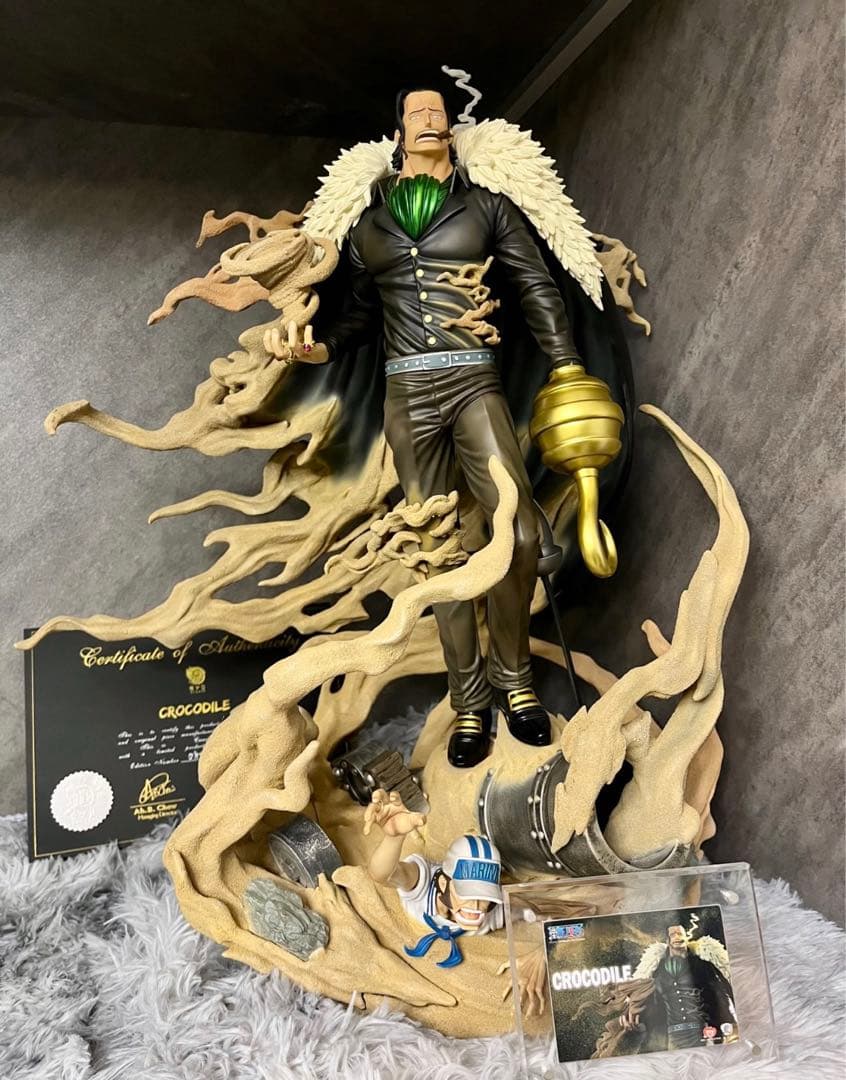 ワンピース  サー·クロコダイル フィギュア ガレージキット