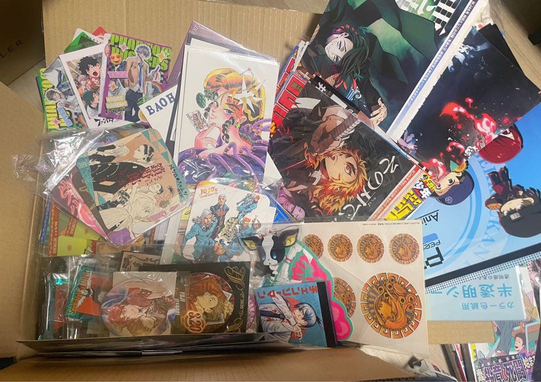 200点以上　アニメグッズ　まとめ売り　大量　断捨離　80サイズ