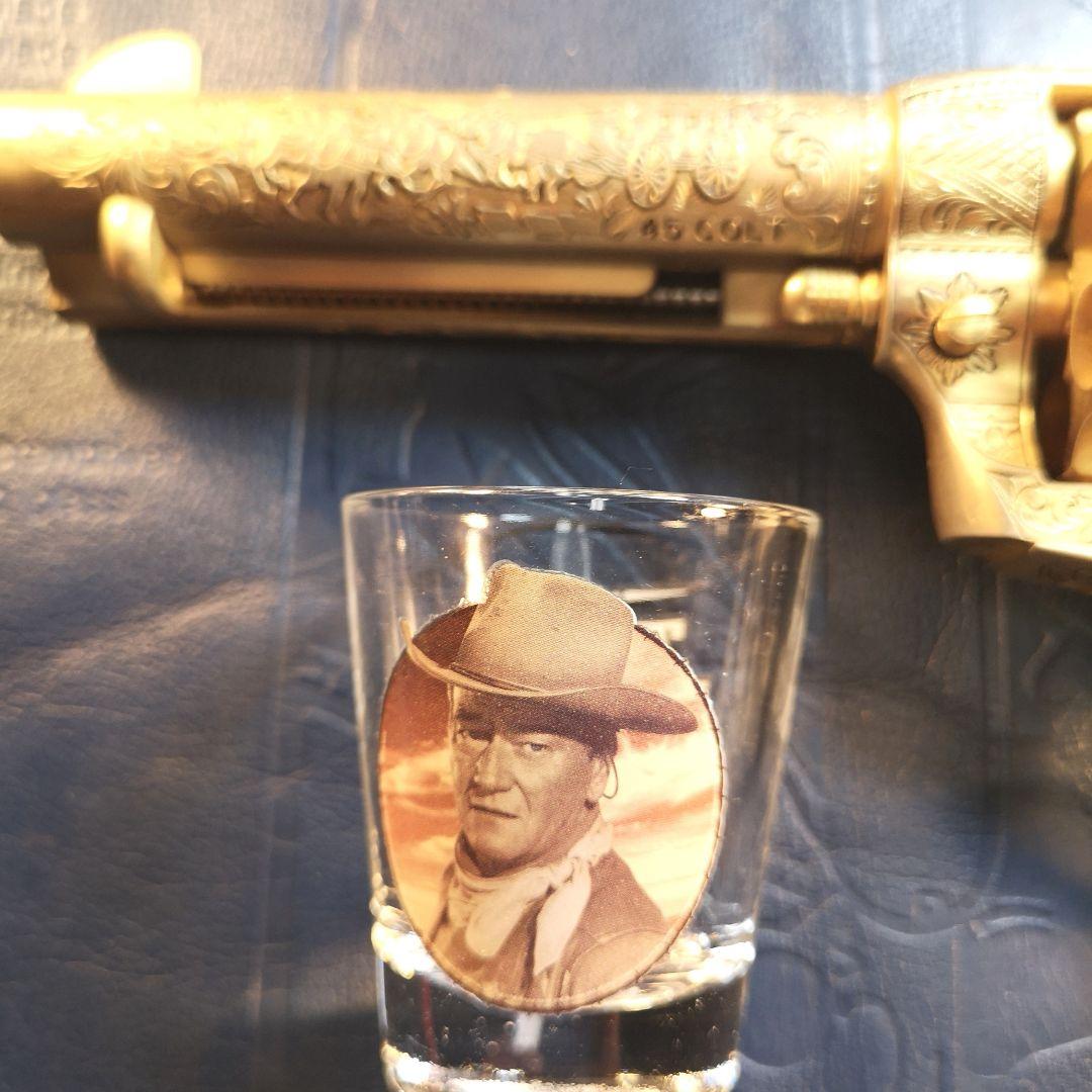 THE JOHN WAYNE REVOLVER 金属製モデルガン
