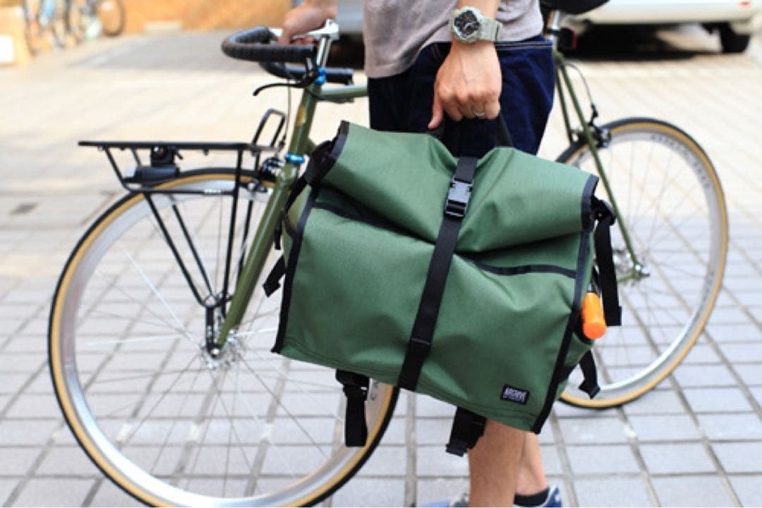 ブルーラグ　archive フロントラックバック　バイクパッキング