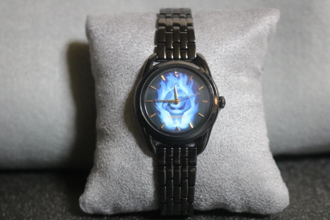 ツイステッドワンダーランド　イグニハイド寮 腕時計
