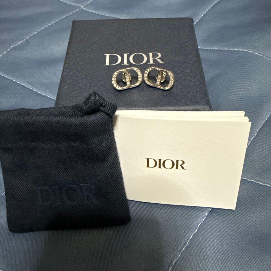 Dior シルバークリスタルピアス