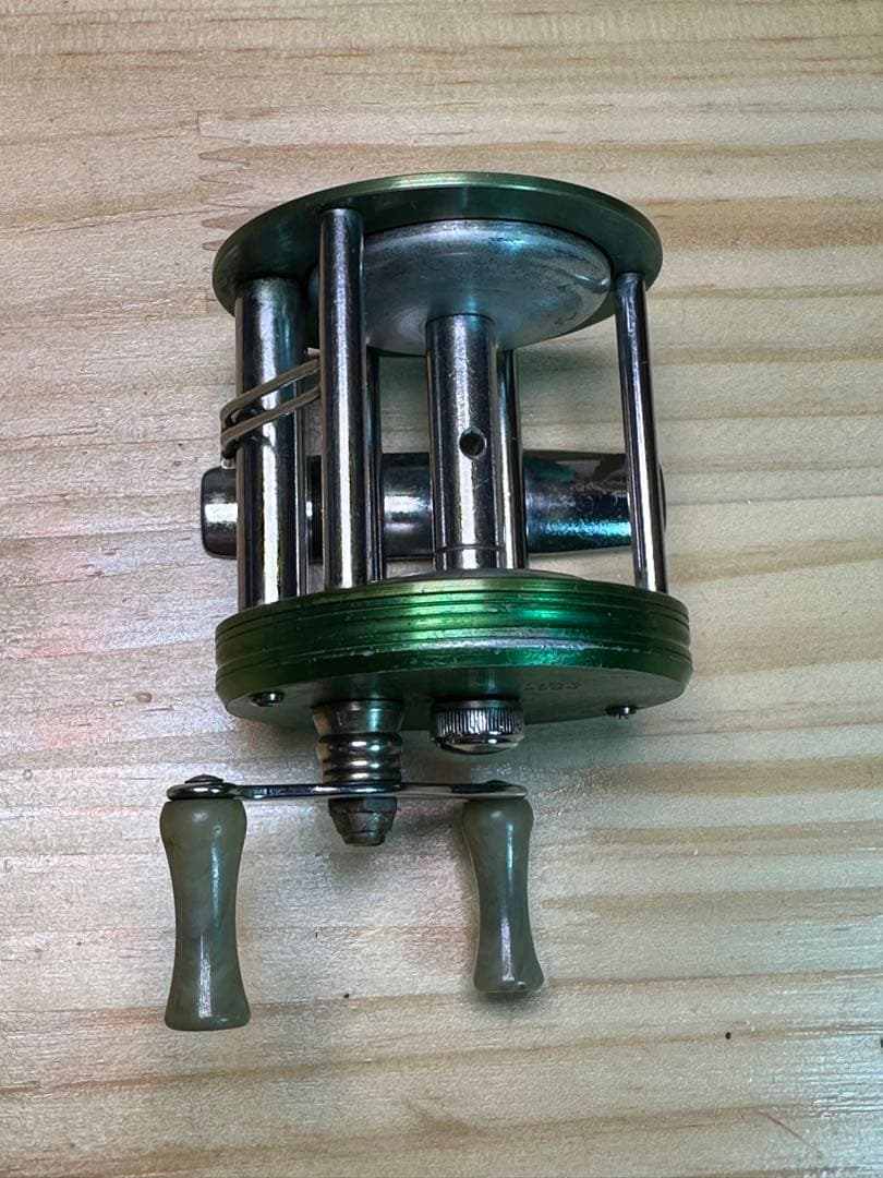 希少左巻きBRONSON Green Hornet 2200