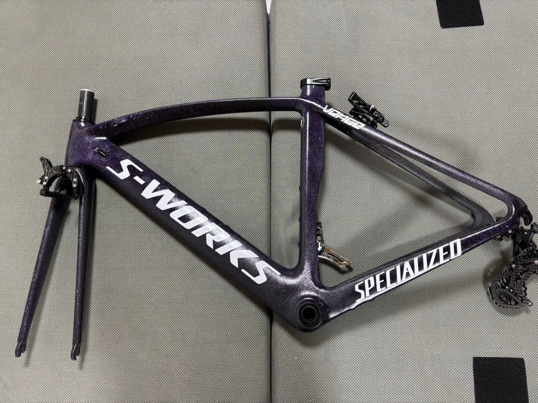 はるき*エアロ カーボン ロードバイク