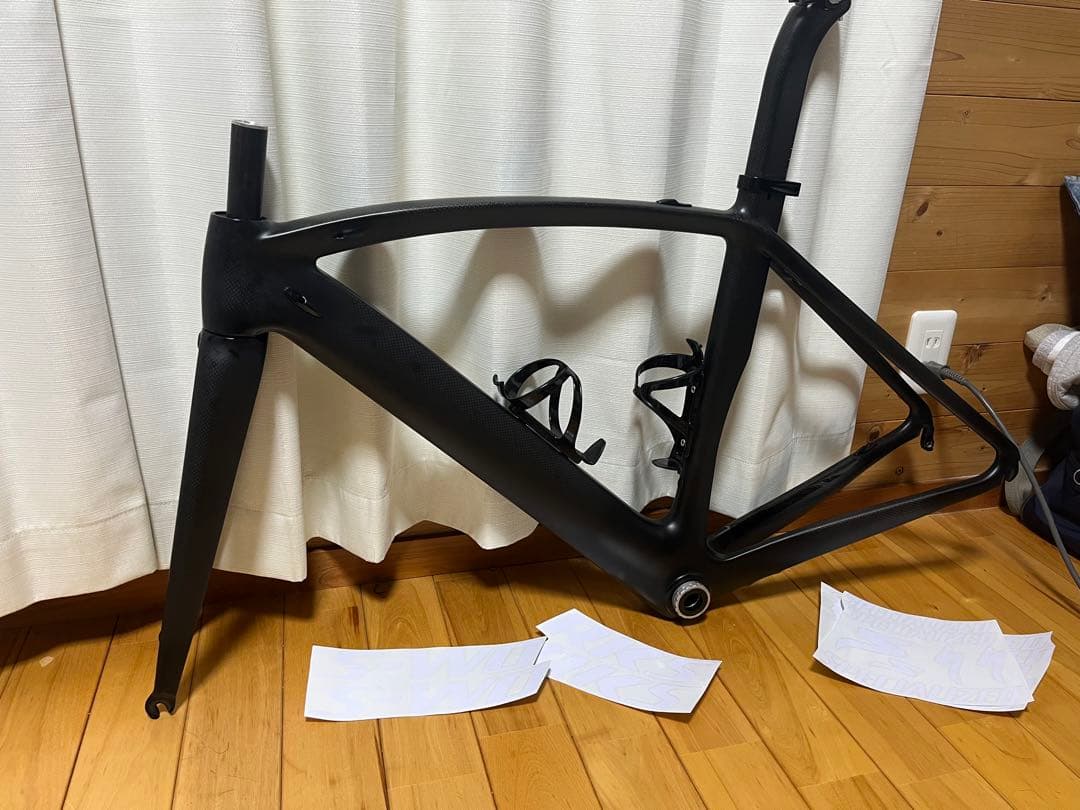 はるき*エアロ カーボン ロードバイク