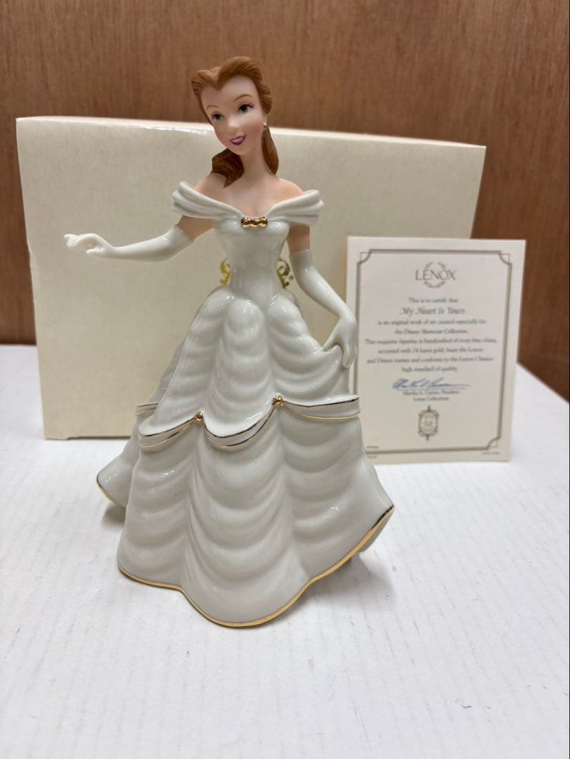 ディズニー レノックス 美女と野獣 ( ベル )