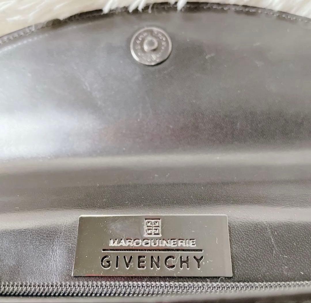 【極美品】GIVENCHY フォーマル ハンドバッグ ロゴプレート ブラック