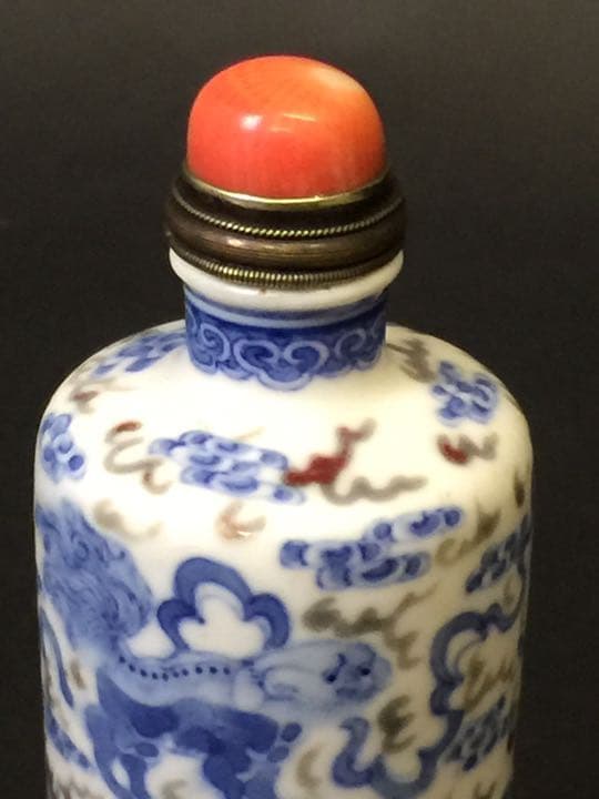 清 雍正年製在銘  染付珊瑚蓋銀杓 青花釉裡紅鼻煙壺 年代物本物保証 古美術