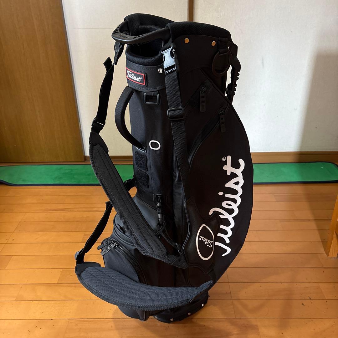 未使用に近　Titleist スタンドバッグ プレーヤーズ4 ブラック