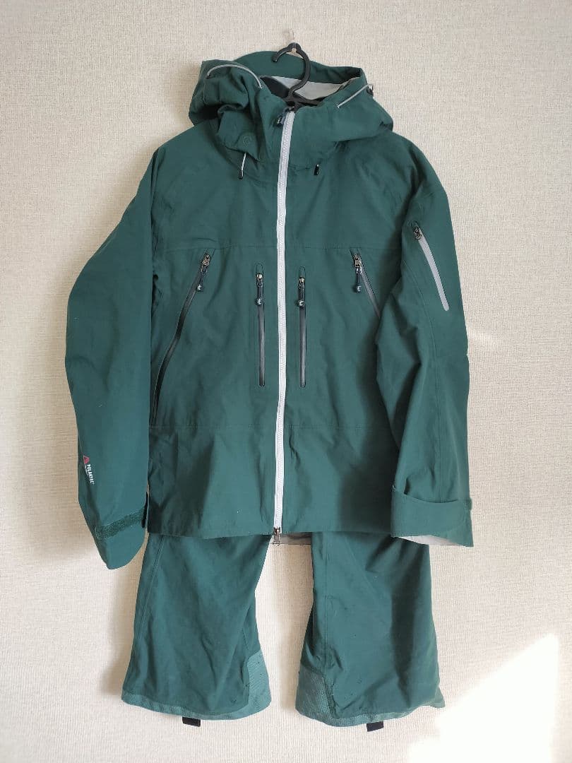 値下げしました【レディース上下セットセット】Lサイズteton bros ウエア