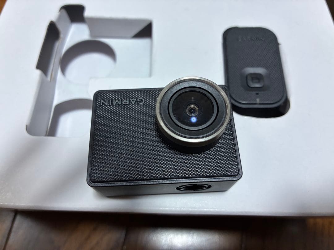 GARMIN前後カメラ　Dash Cam 47Z