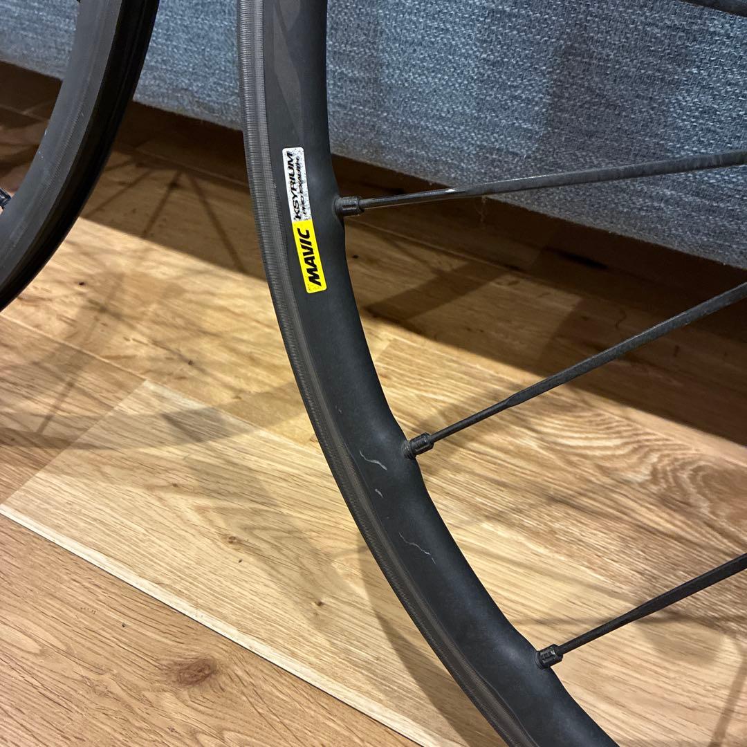 マビック　キシリウムプロ　エグザリット　アルミクリンチャー