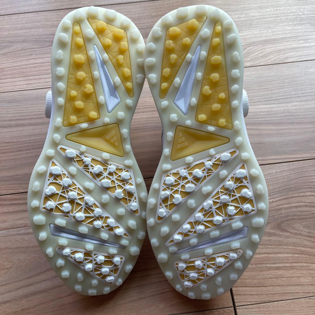 adidasレディースソーラーモーションボア ゴルフシューズ 24.5cm 白