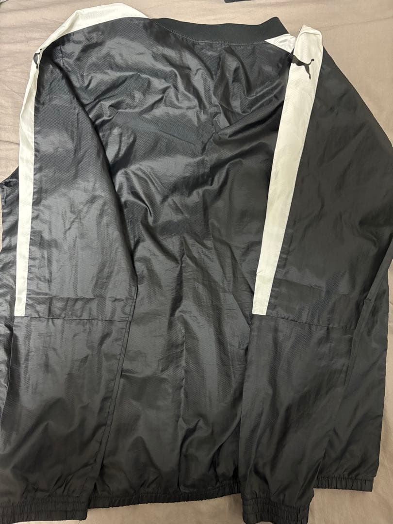 産業能率大学 サッカー部 ピステ 上下 XL L PUMA 黒 ウォーマーセット