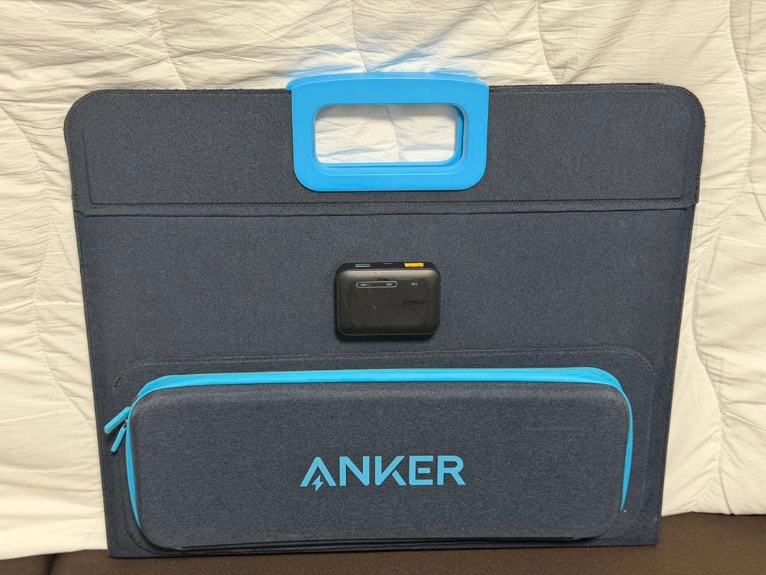 Anker PowerSolar 100W ソーラーパネル　マジック跡有