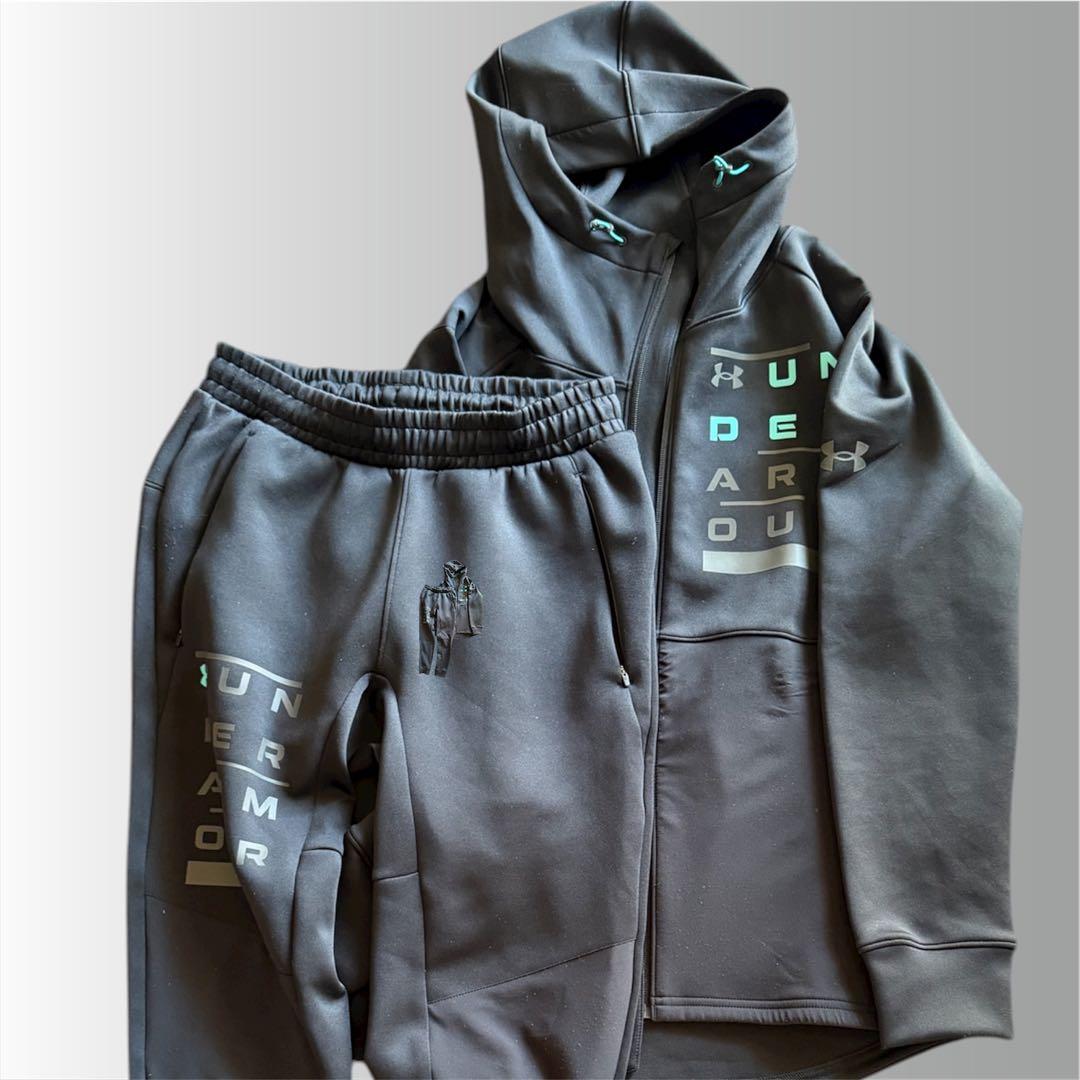 Under Armour / UA ハイブリッド ニットジャケットのセットアップ