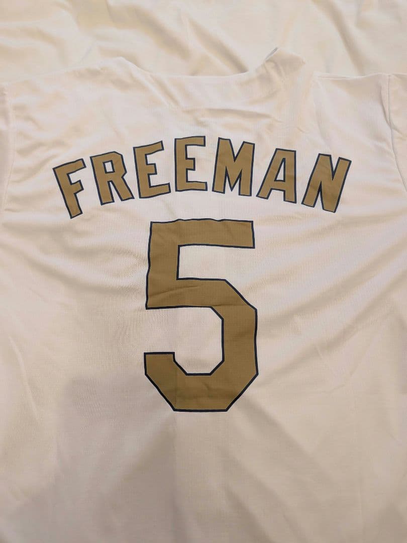 ★激レア★　ロサンゼルスドジャース　来場特典ゴールドユニフォーム　フリーマン選手