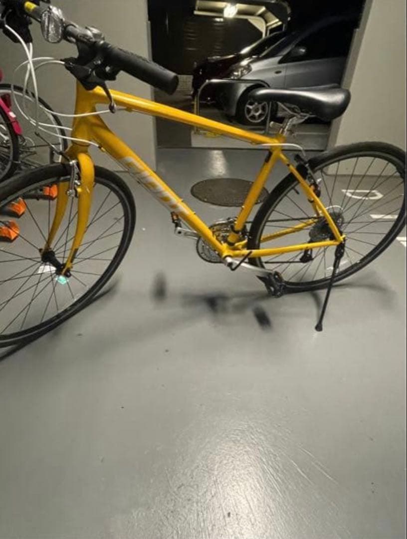 ジャイアント エスケープR3 引き取り限定