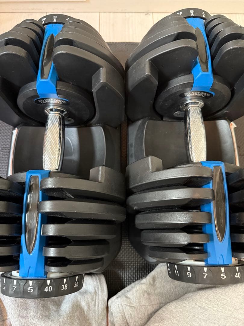 取りに来て頂ける方限定）可変式ダンベル 最大40kg ➕ベンチ台も欲しかったら✨