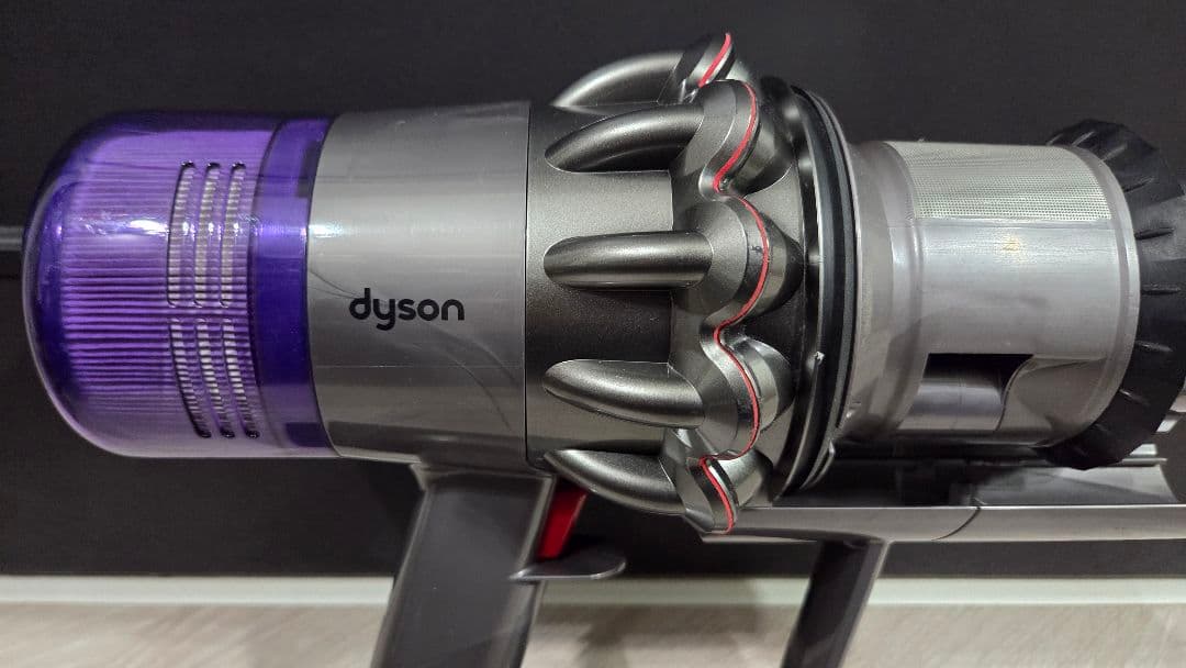 ⑥ダイソン dyson V11 SV14 本体のみ エコモード62分