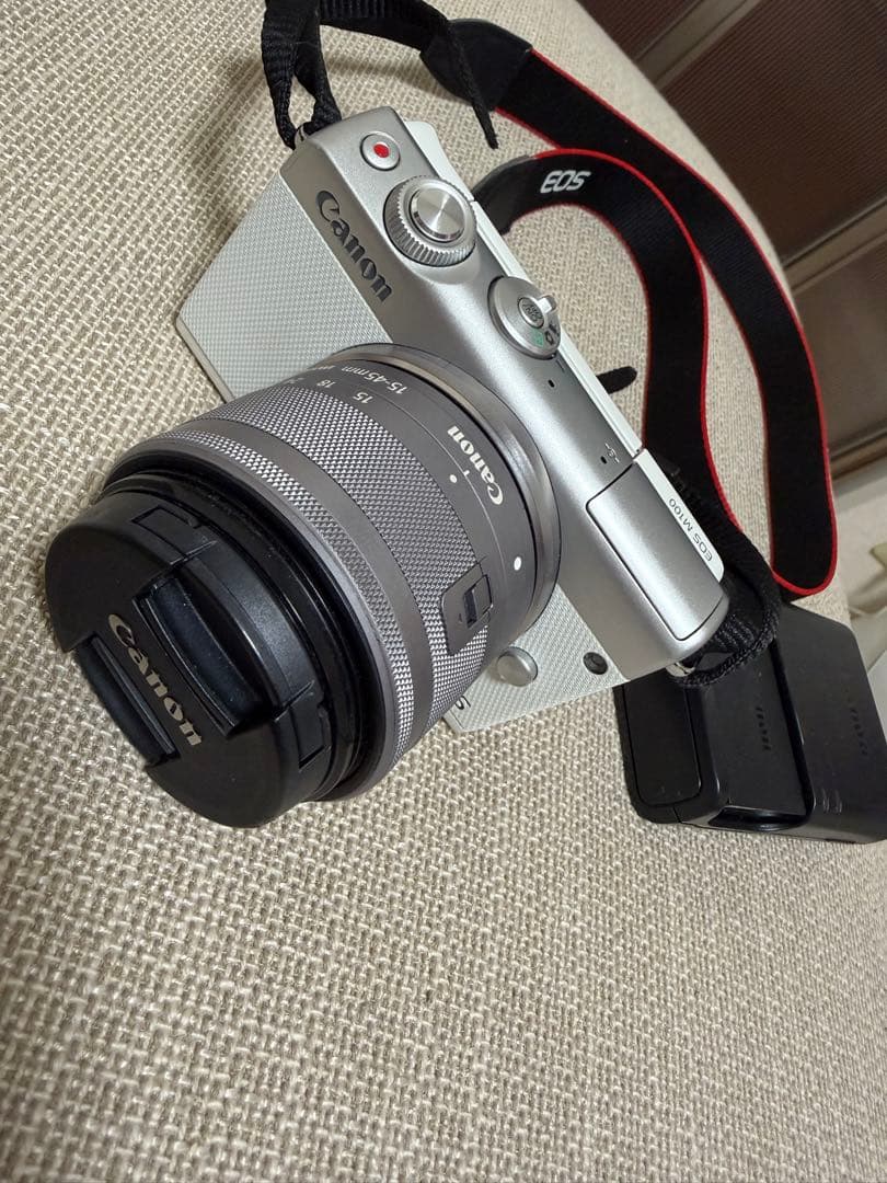 CANON EOS M100 ミラーレス一眼カメラ