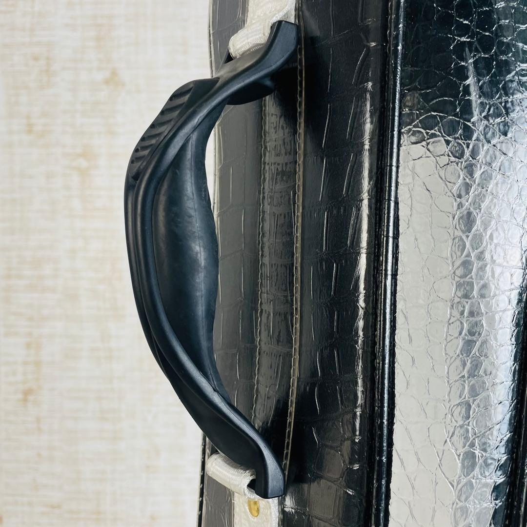 Muta Marineムータマリン　エンボスクロコ クリアスタンドキャディバッグ