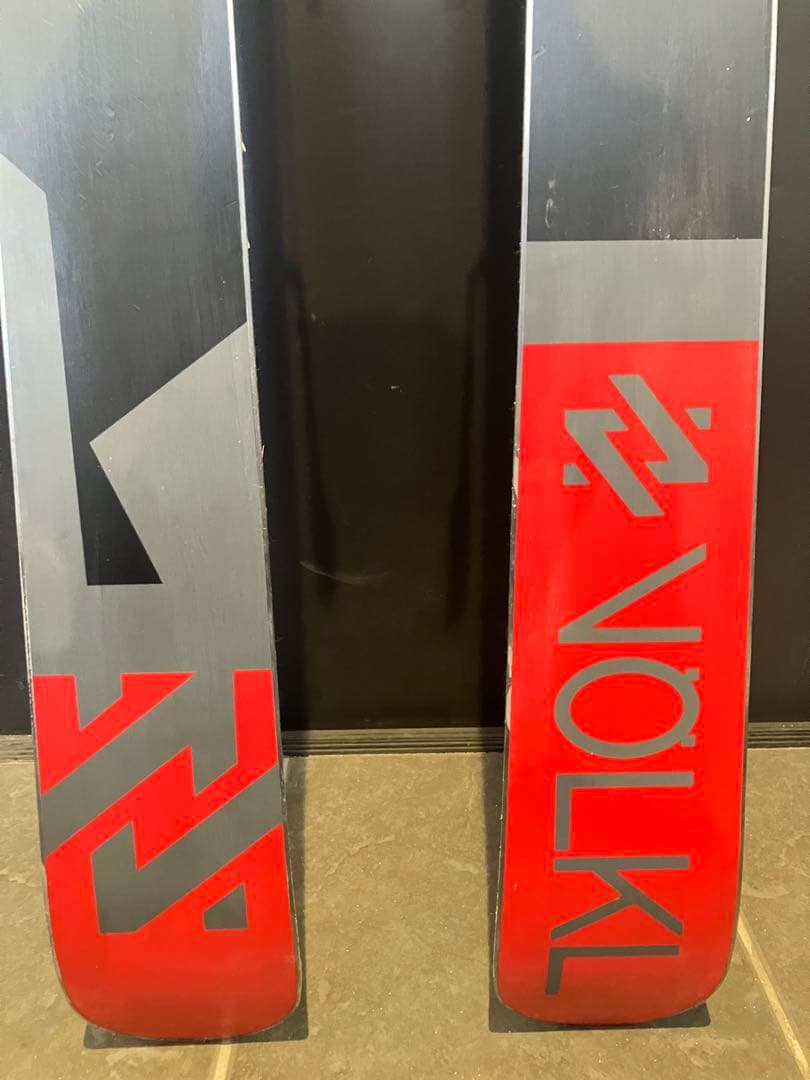 （よー）Völkl REVOLT95 ツインチップスキー 173cm