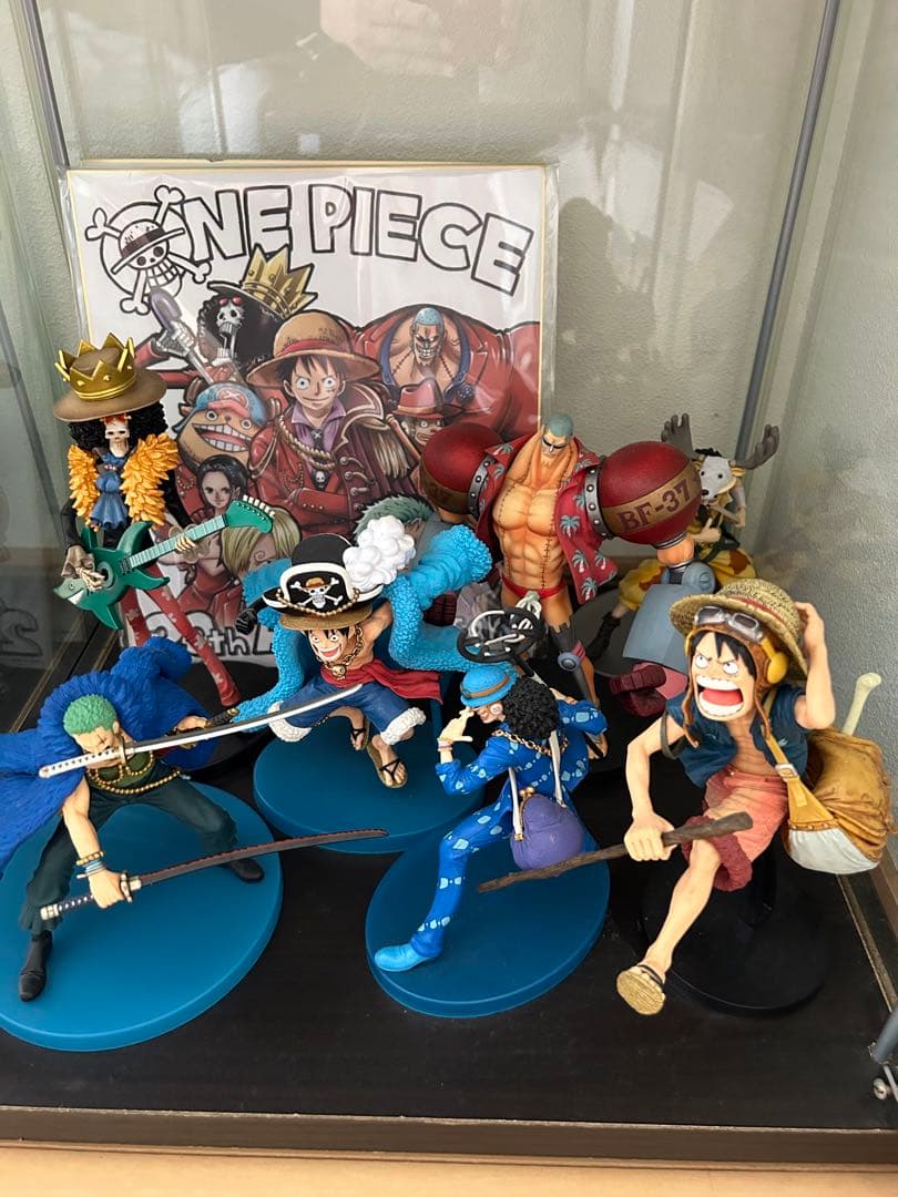 ワンピースフィギュアセット　POP 1 番くじまとめ売りデトルフも追加出来ます❗️