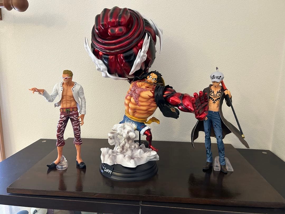 ワンピースフィギュアセット　POP 1 番くじまとめ売りデトルフも追加出来ます❗️