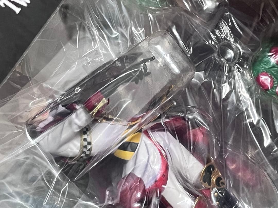 未開封 ツイステッドワンダーランド リドル フィギュア