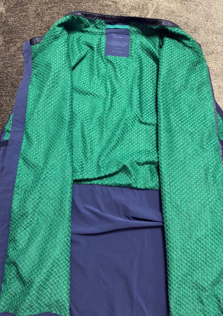 ラファ　プロチーム　インサレーテッド　ジレ