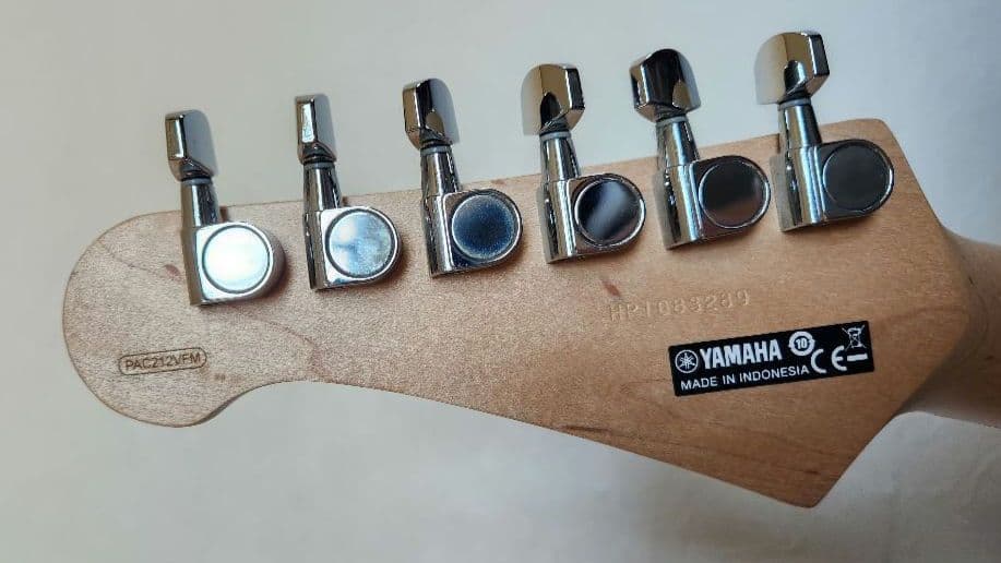 ヤマハ YAMAHA Pacifica PAC212VFM