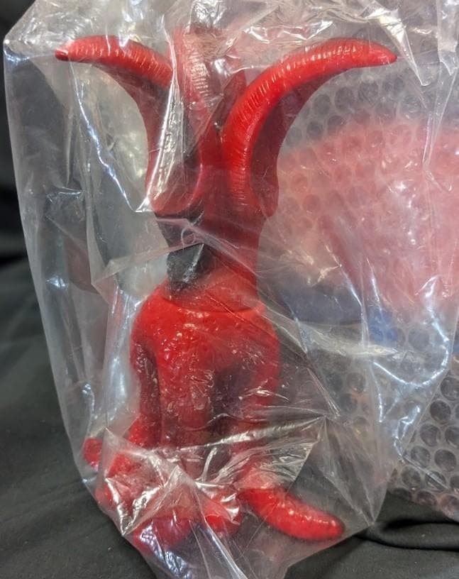 バイラス（日東復刻・マルサン）未開封ソフビフィギュア＋書籍「ガメラ玩具図鑑」