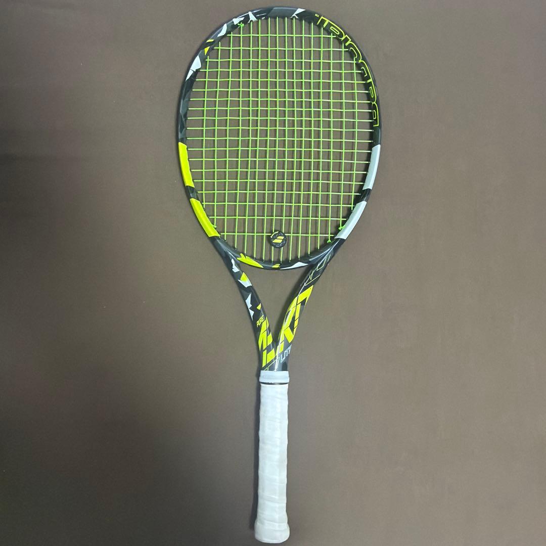 T*a様 Babolat ピュアアエロライト 2022 G2