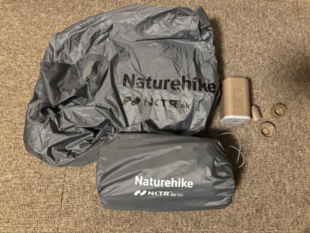 ネイチャーハイク　エアーマット　マミー型R値5.8 電動ポンプセット