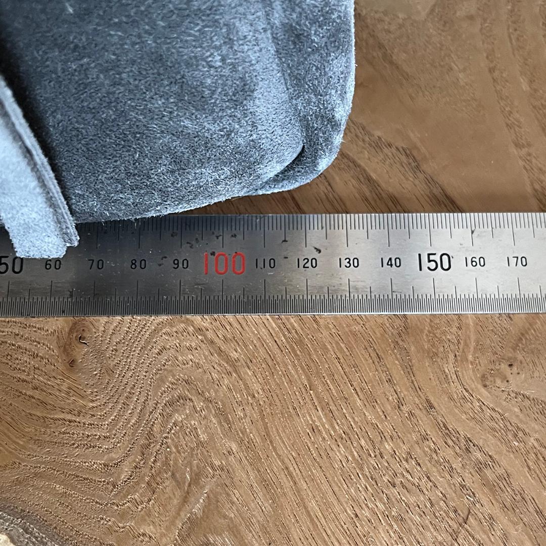 グレー スエード ボストンバッグ　kudu革ボストンバッグ　シンプル　秋冬バッグ