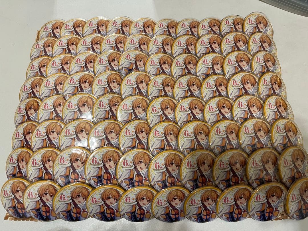 【期間限定値下げ】すとぷり るぅとくん 6周年 缶バッジ 80個