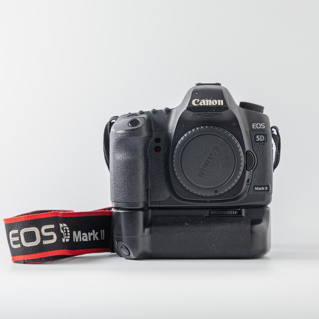 【ジャンク品】Canon EOS 5D Mark II 社外バッテリーグリップ付