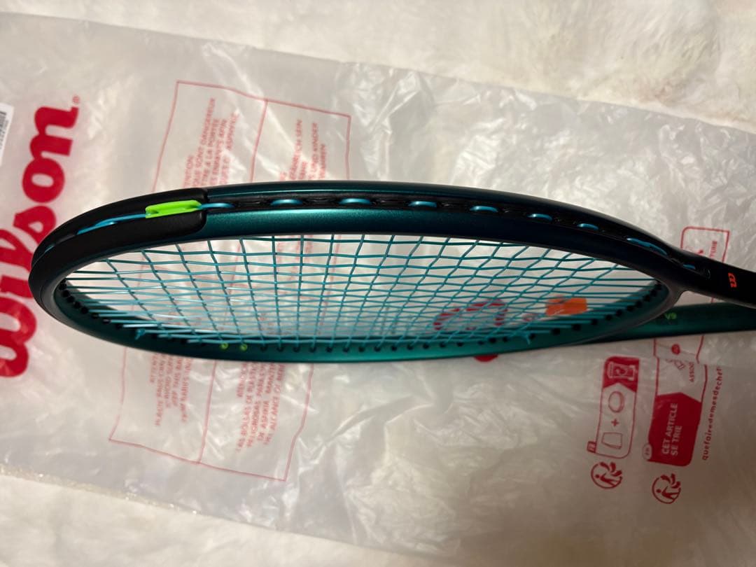 Wilson Blade V9 16x19 テニスラケット 美品