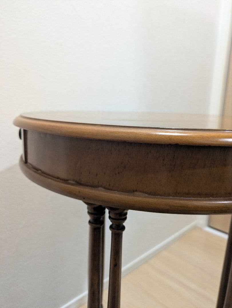 イタリア製 木製丸テーブル 花台 象嵌 サイド机アンティーク 飾り棚 模様付き