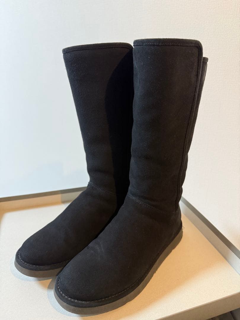 UGG W ABREE 24センチ　ブラック　箱付き