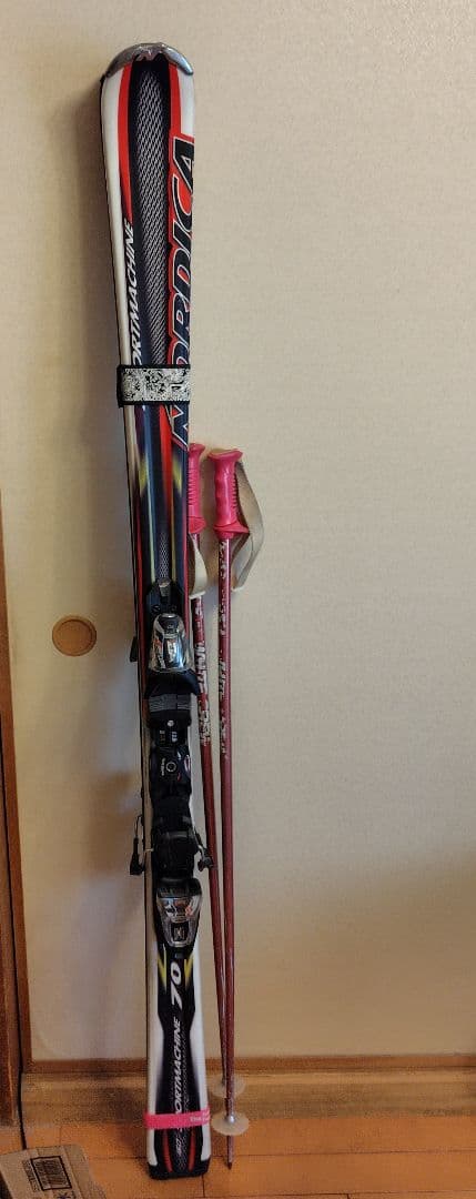 【美品】ノルディカ カービングスキー