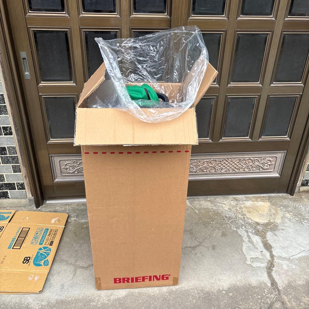 限定100個のBRIEFING グリーンキャディバッグ 箱付き