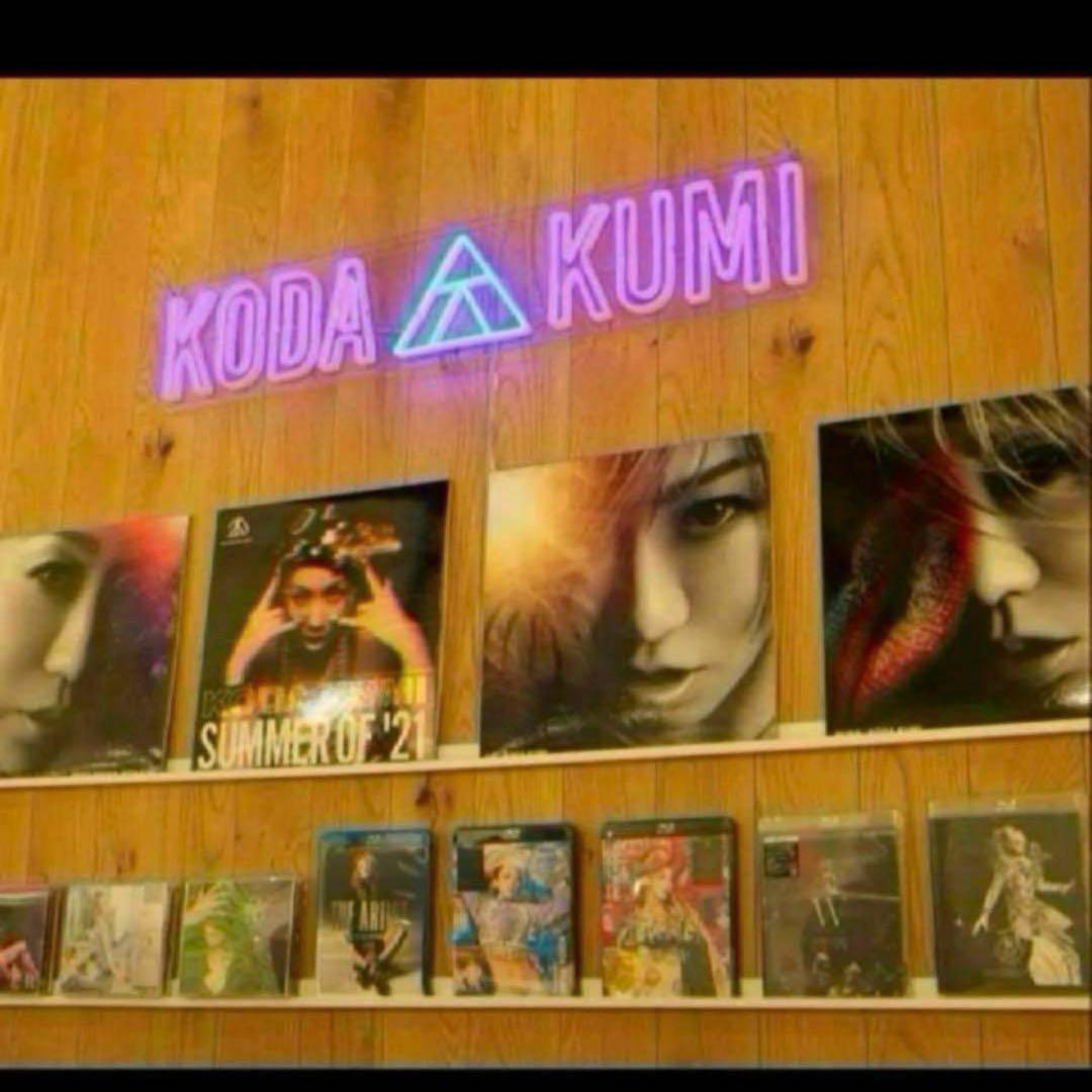 倖田來未　ネオンサイン