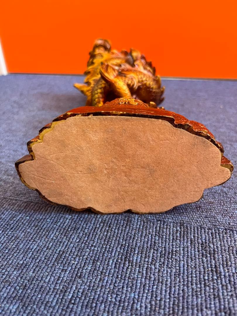 838  剣龍　置物