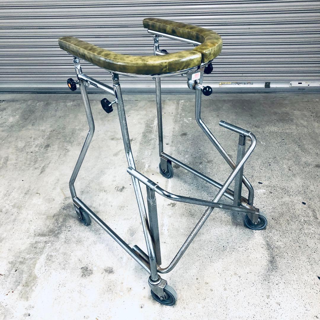 【送料無料】歩行器　介護　リハビリ　松永製作所　SM-10　折りたたみ　汚れ有り