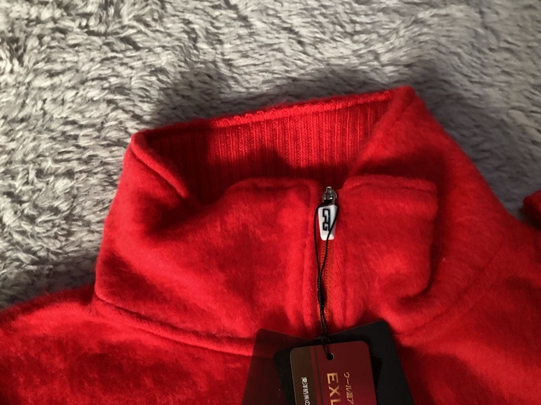 CＰＧゴルフハーフジップレッド新品未使用