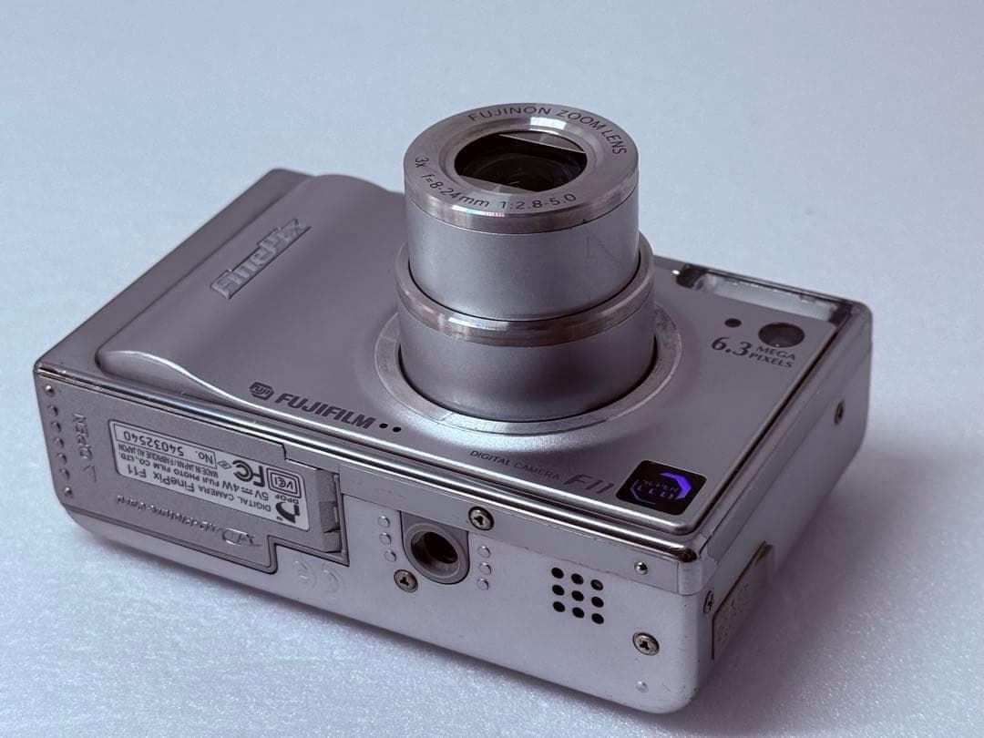 FUJIFILM FinePix F11 動作確認済 レトロコンデジ エモい撮影