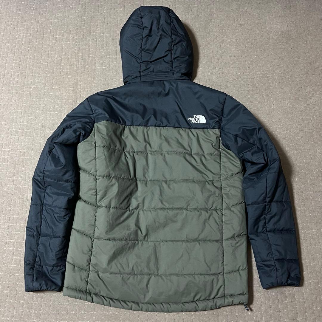 THE NORTH FACEリバーシブル エニータイム インサレーテッドフーディ